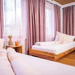Sandhof Guest house 3*