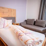 Sandhof 3*